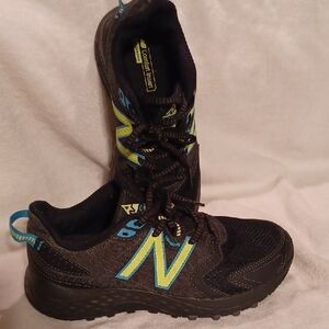 New Blance 410 Women's Size 7